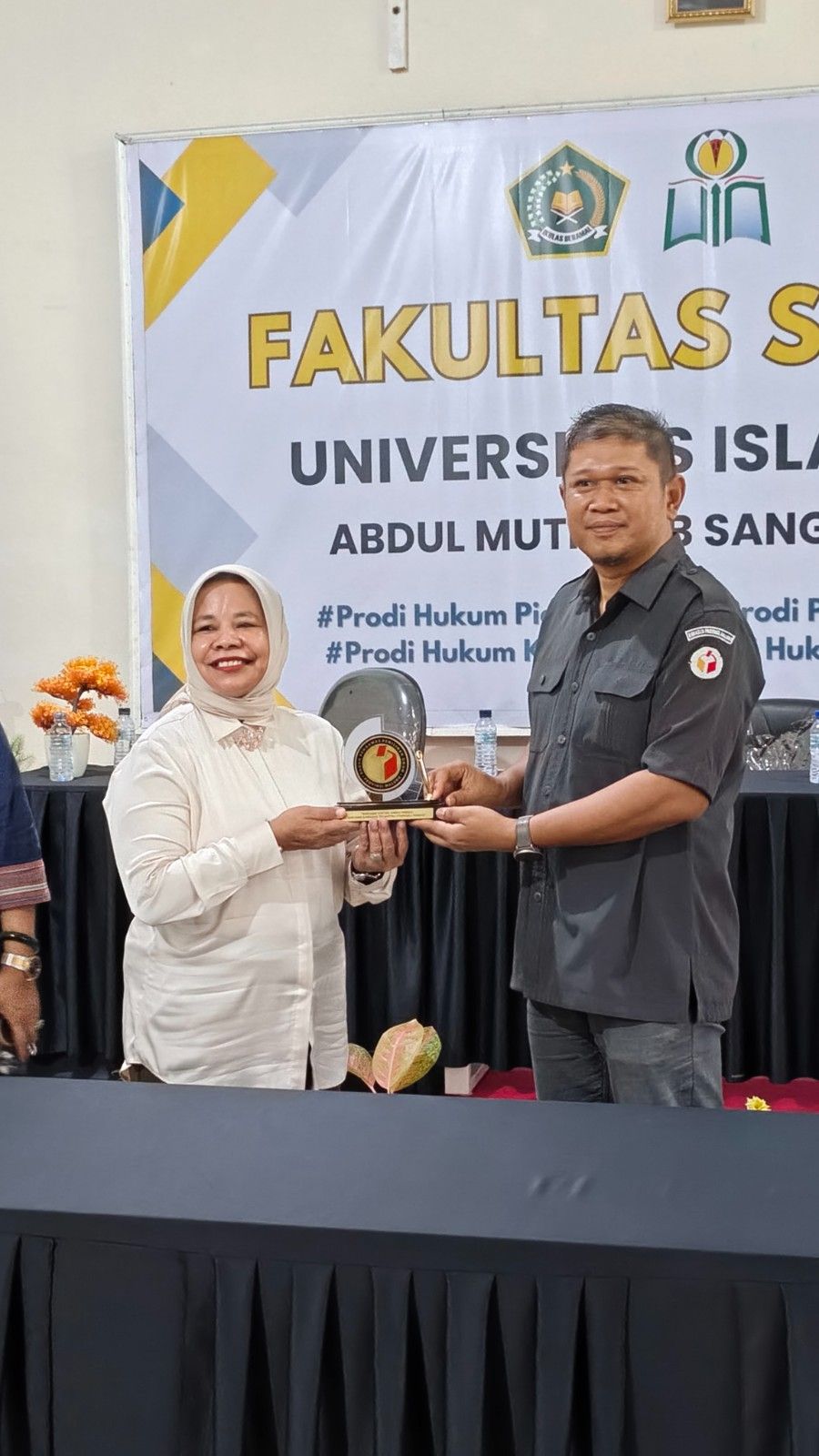 PenyerahanCenderaMata